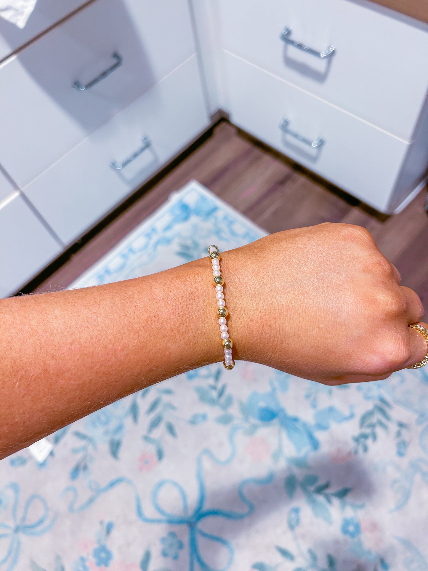 April Bracelet Pearl 4mm